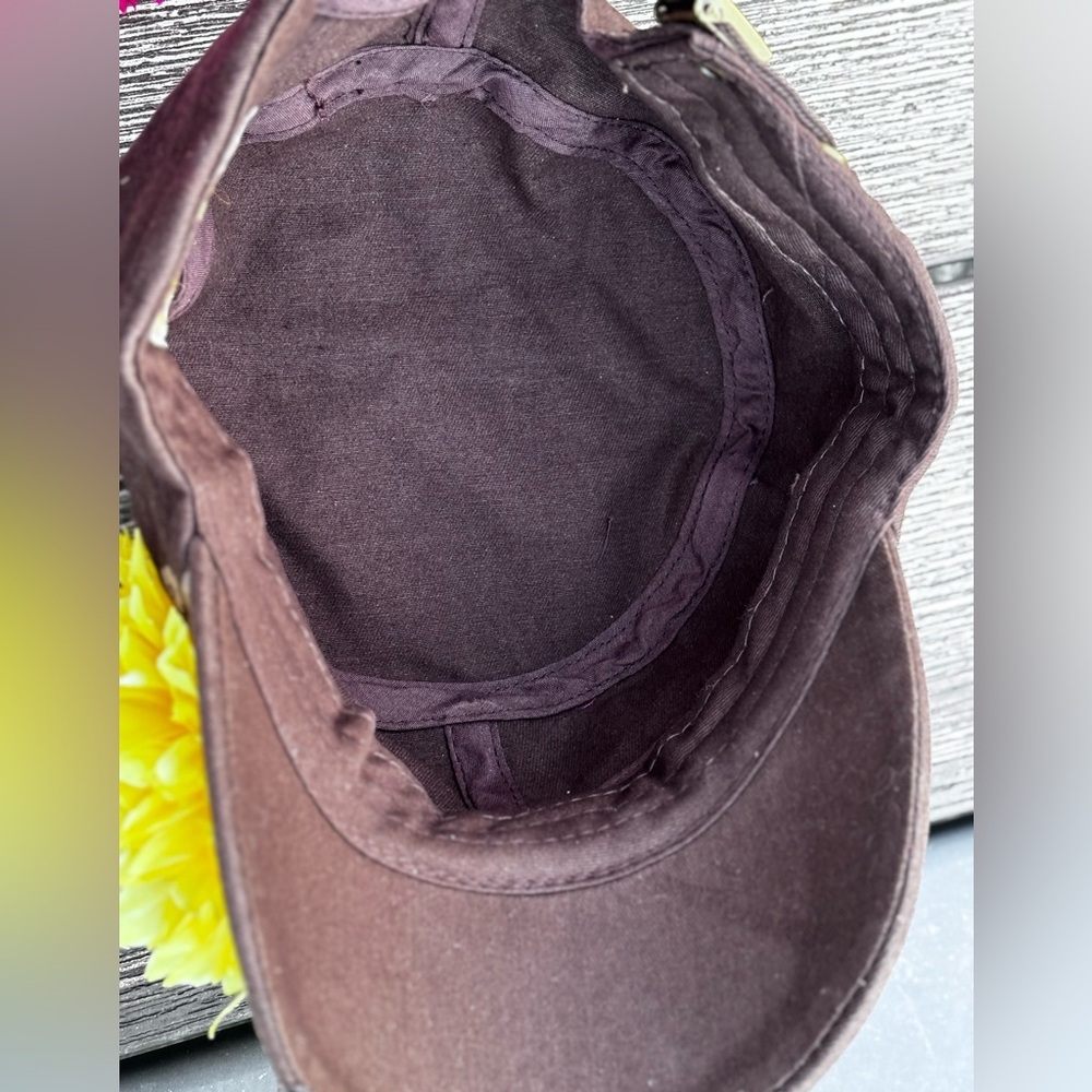 Leader Loga Brown Cap With Yellow Flower Accent - Picture 5 of 6